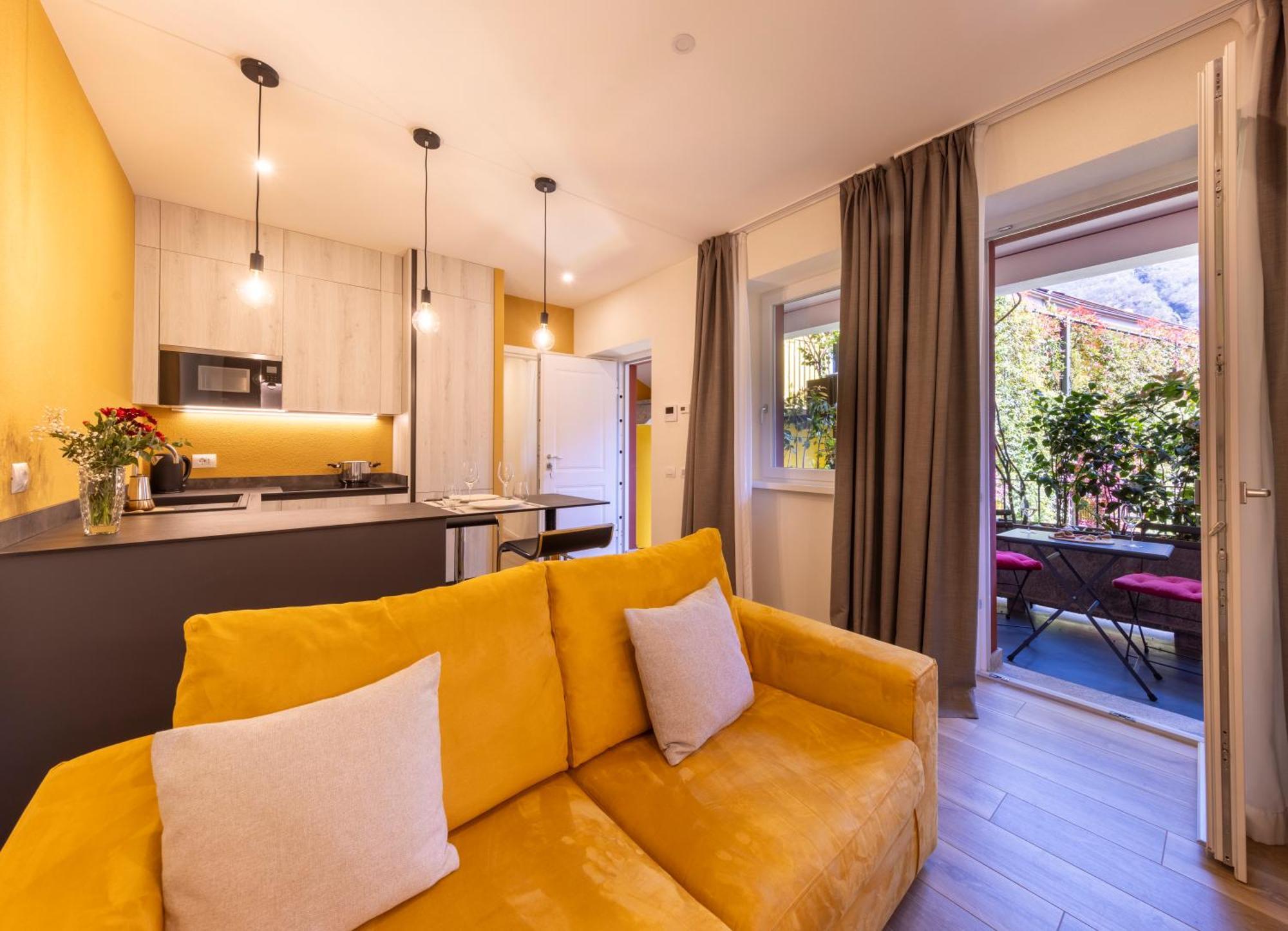 Residence Casa Coppa Appartamento Ivy オメーニャ エクステリア 写真